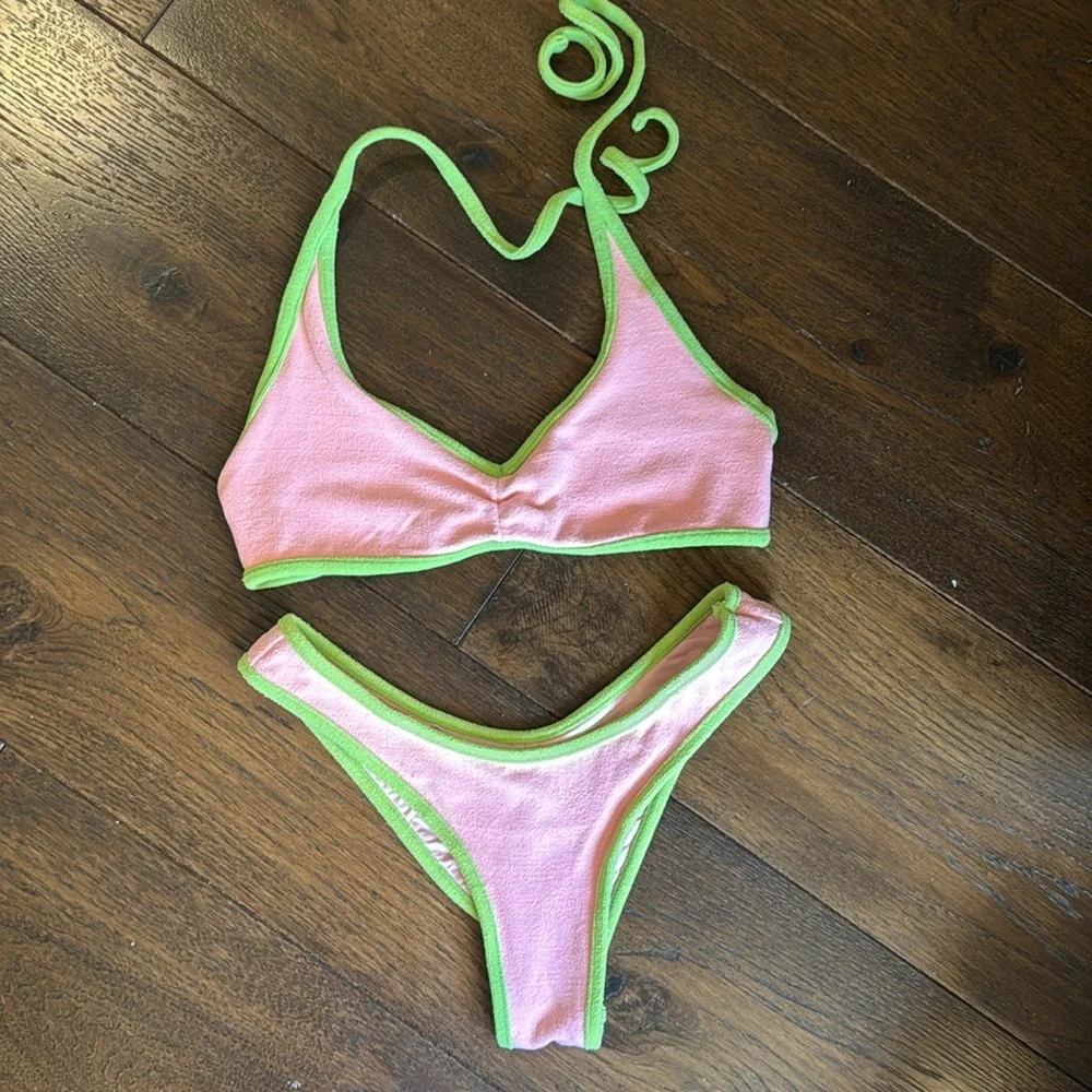 Frankie's Bikinis - Halter Top & Sawyer Terry Cheeky Bikini Bottom - Size: Large